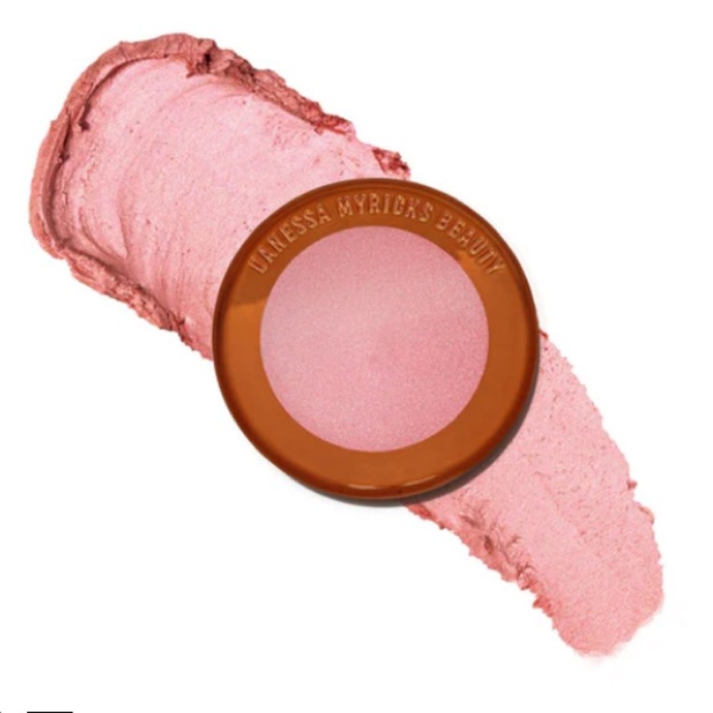 Danessa Myricks Lowlighter + free sample
